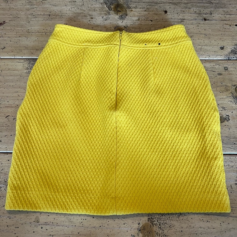💛Banana Republic Mustard Mini Pencil Skirt NWOT - Picture 2 of 4